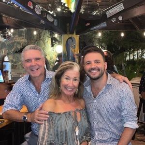 Meet your Posher, Max